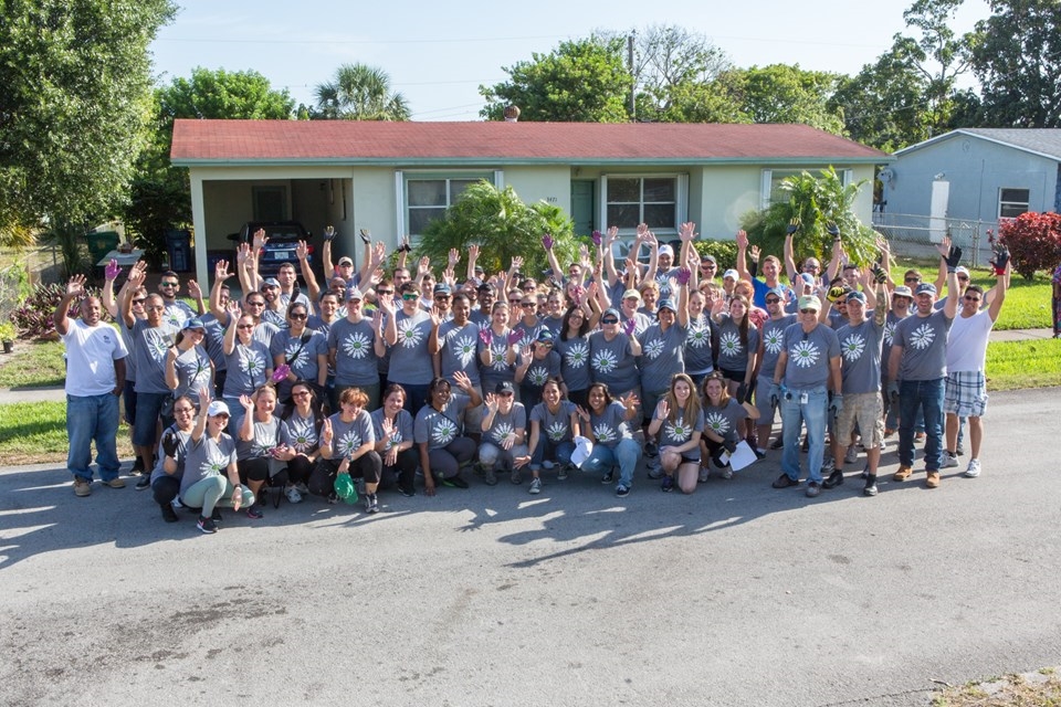 Giving Back: Ultimate provides each employee with 2 paid service days to volunteer at a charity of their choice, either individually or as a group with fellow UltiPeeps. 