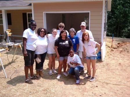 Verizon Wireless Atlanta area employees work together for a Habitat for Humanity build.