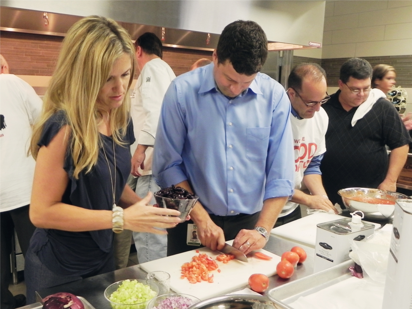 At US Foods Austin, everyone is encouraged to be a "foodie" and our sales force receives hands on training with our products.