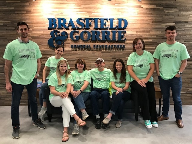 Our Brasfield & Gorrie team members sported their Ronald McDonald House North Carolina shirts for Sport a Shirt Day! The day supports the Ronald McDonald House in providing a place for families to stay while children are receiving treatment at nearby hospitals.