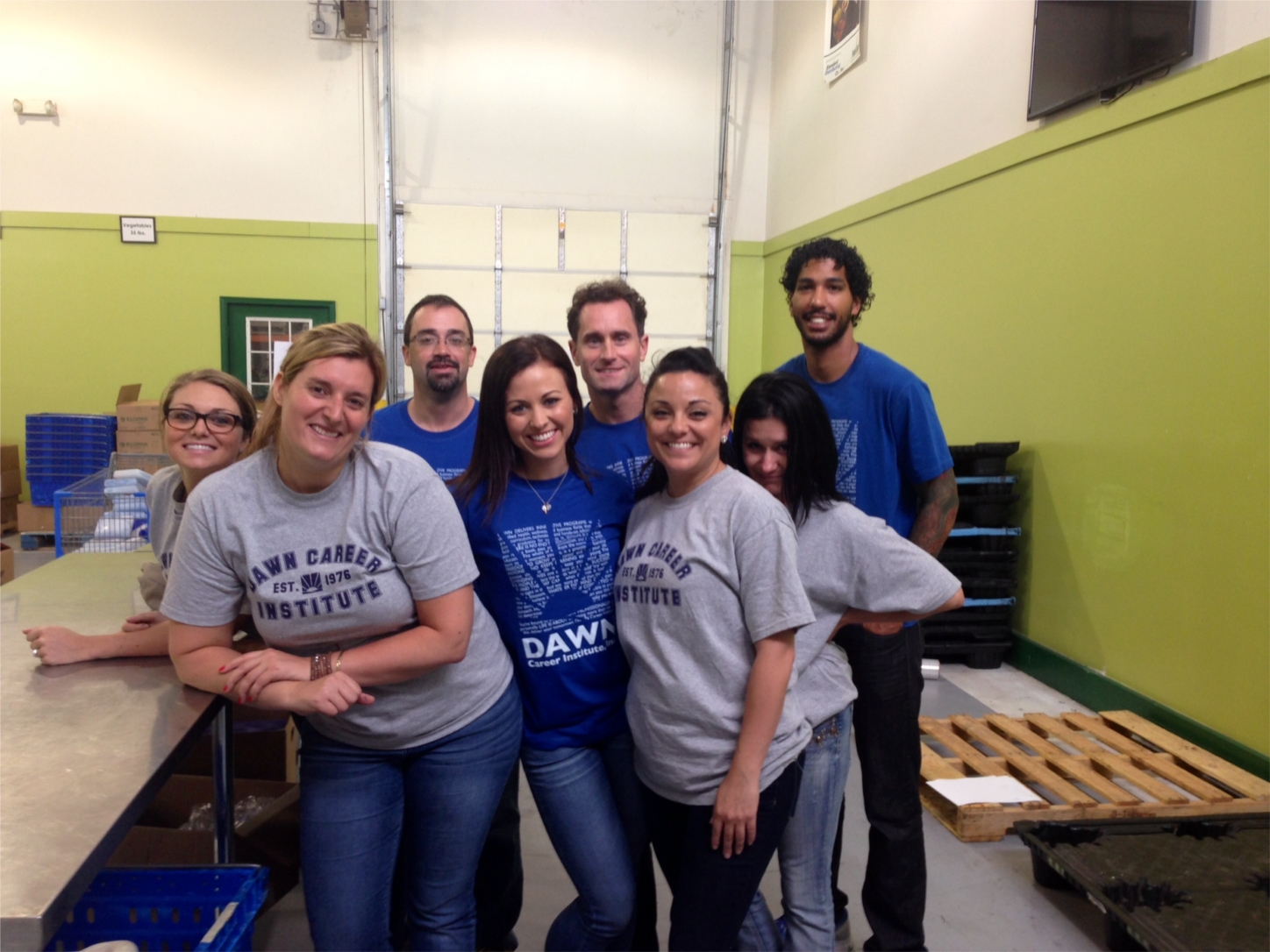 DCI employees volunteer at DE Food Bank