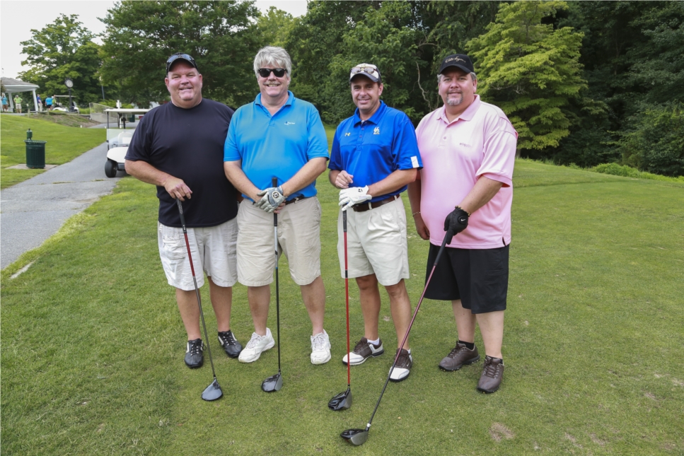 Pennoni employees at annual golf outing. 