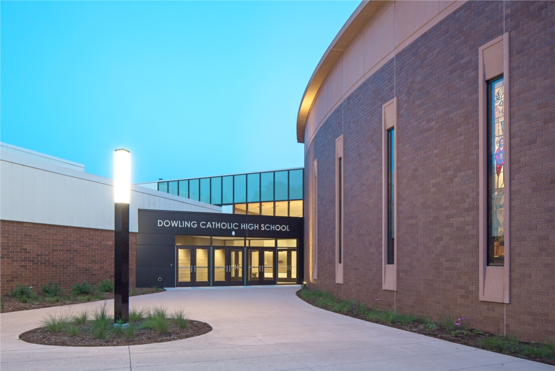 Dowling Catholic High School Profile