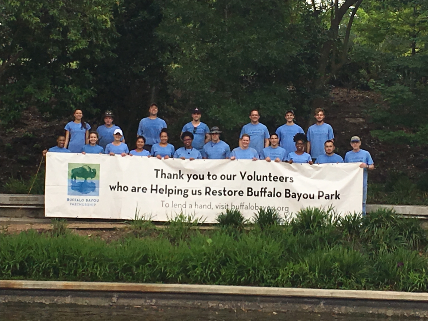 Crossmark employees volunteering with The Buffalo Bayou Partnership