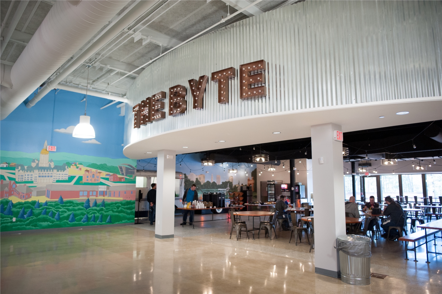 The Byte is iDevices cafe, where employees can order breakfast, lunch, and dinner from the company's two personal chefs. Meals are subsidized, making it easy and affordable for employees to bring dinner home to their families. 