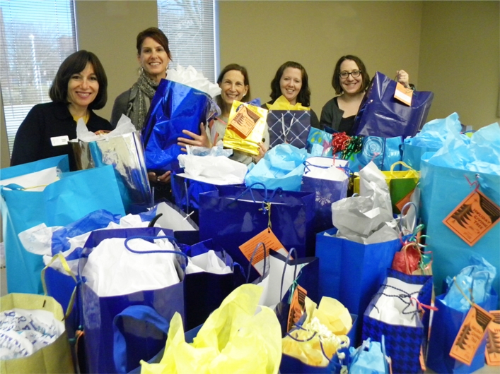 Our staff distributed Chanukkah and Christmas gifts to JFS clients in need. The gifts were generously donated by various agencies and community organizations.