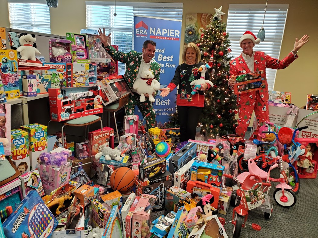 Toys For Tots Photo2.jpg