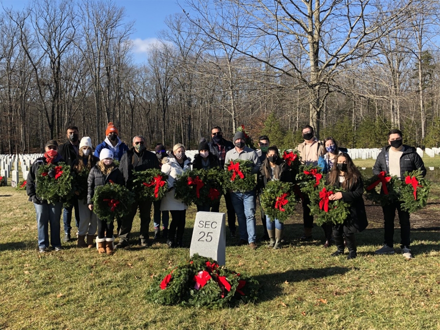 Chenega MIOS employees participate in Wreaths Across America.