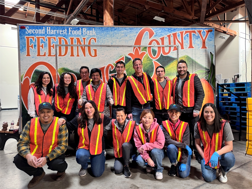 Our Tarsan Trailblazers team volunteering at Second Harvest Food Distribution Center