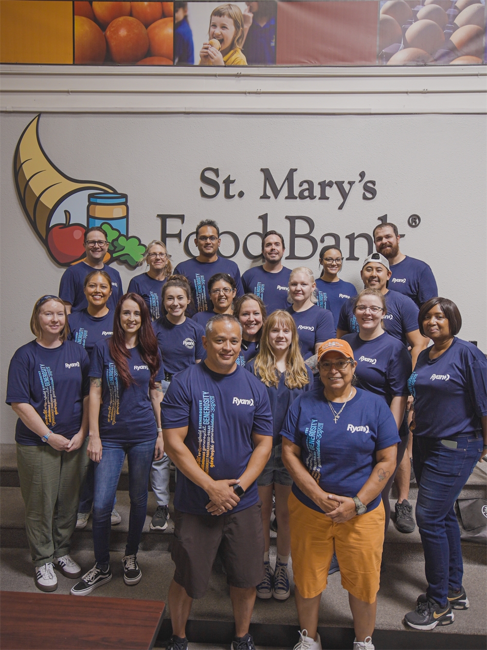 2.	Ryan Scottsdale team members worked hard to donate food to the people in need at the St. Mary Food Bank for RyanShares Day.