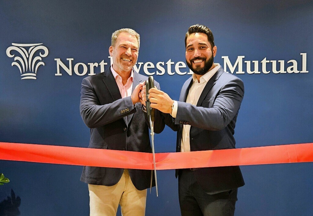 ribbon cutting 3.jpg