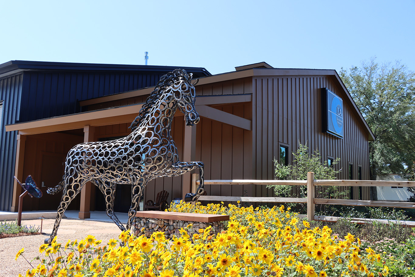 Kent Design Build - LA Barnhouse