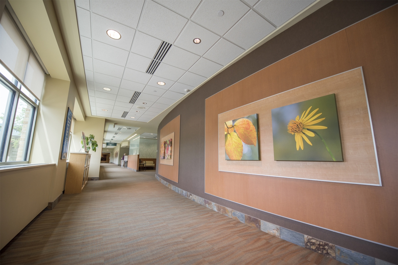 UHD_BE_Clinic_Hallway.jpg