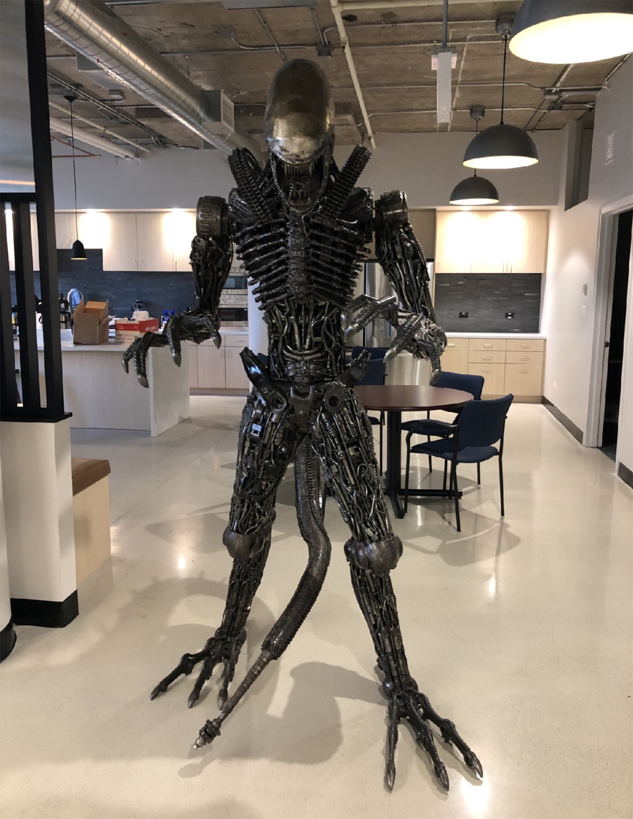 Alien_Chicago_Office-01.png