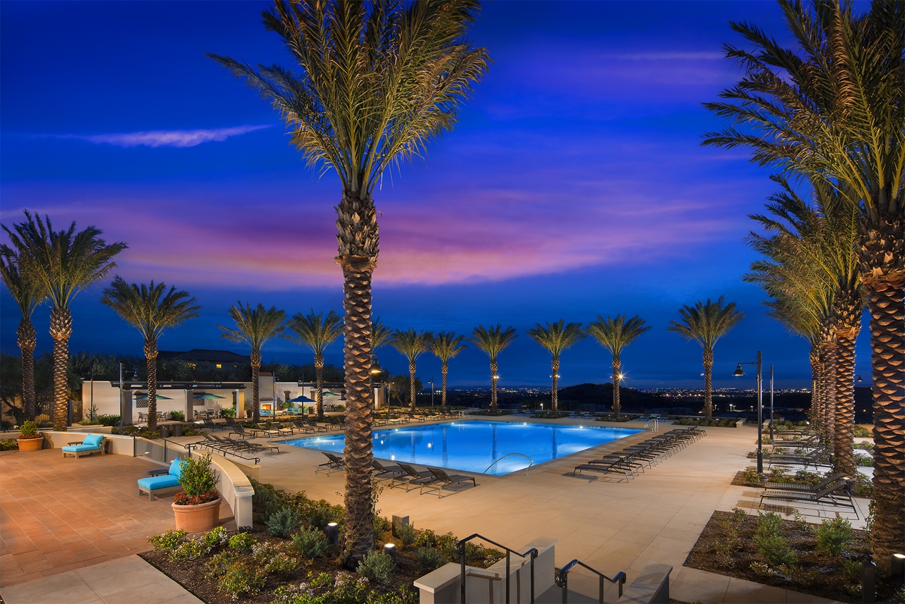 1808-07_Pool_Dusk_CrestviewPark_IrvinePacific_EricFiggePhotos.jpg