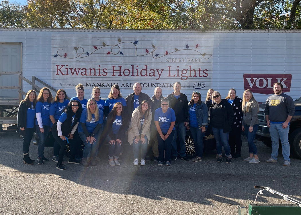 KIwanis Holiday Lights Volunteers.jpg