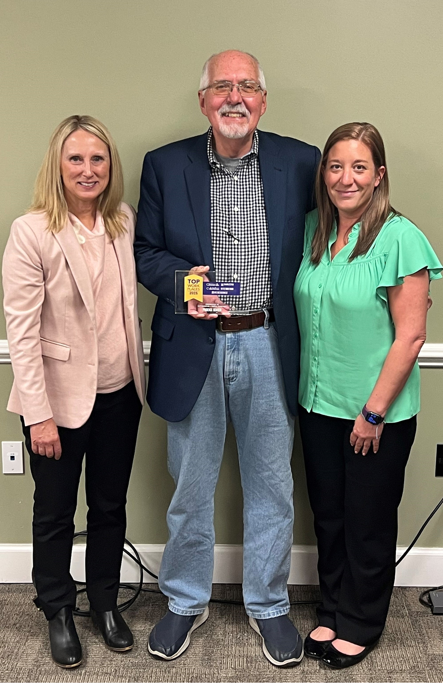 Top workplace 2025.jpg