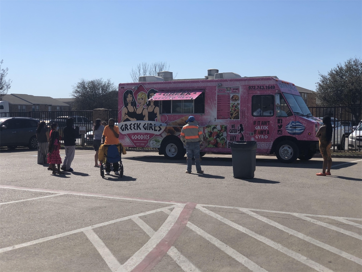 After our Texas apartment residents suffered through an unprecedented winter storm in March 2021, FCP sponsored food trucks at six of its Texas communities.