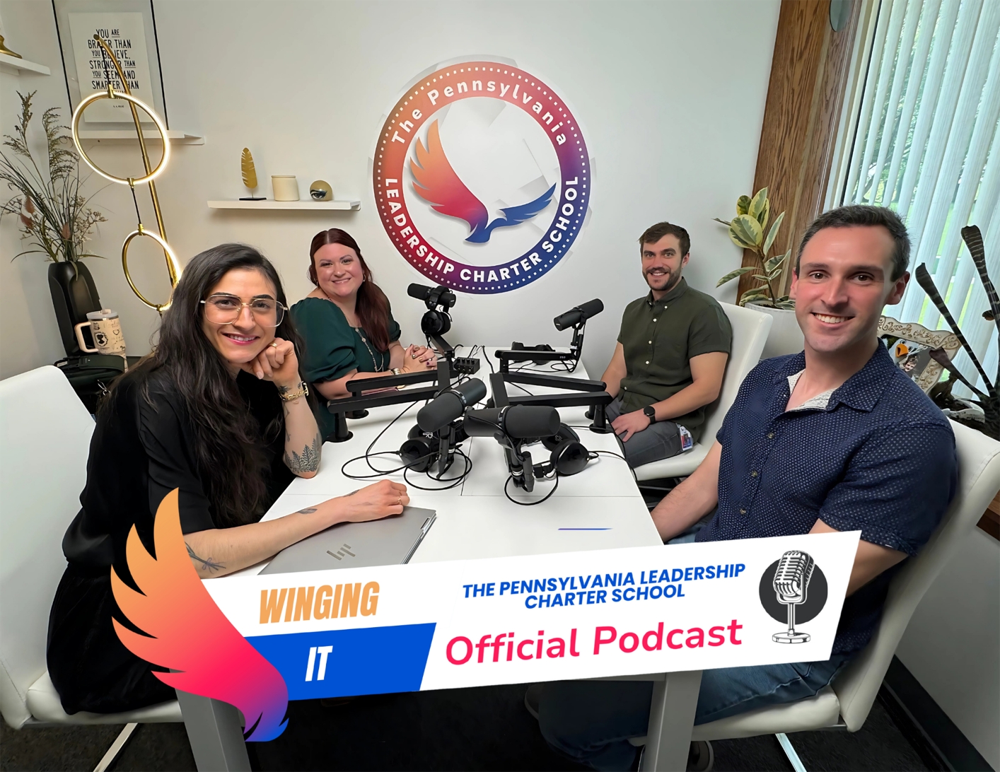 Graduation Cap Toss Niche (1).png