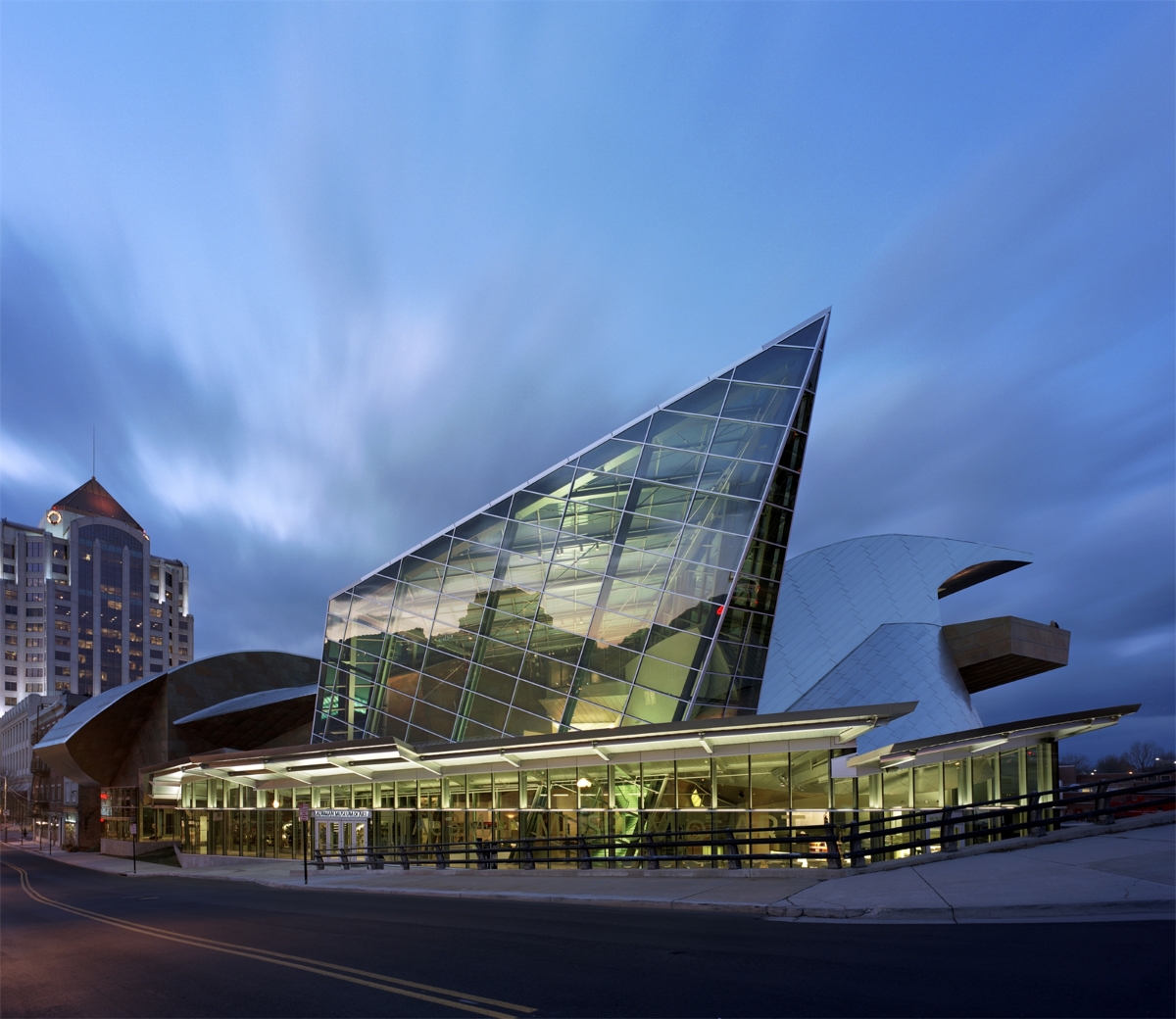 Taubman Museum of Art.jpg