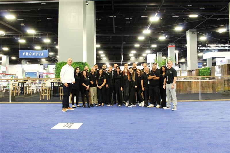 Expo Team - Copy2.jpg