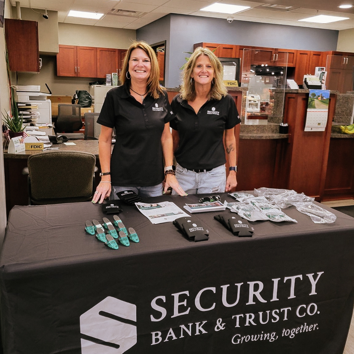 Mackenthun's Ribfest-2.jpg