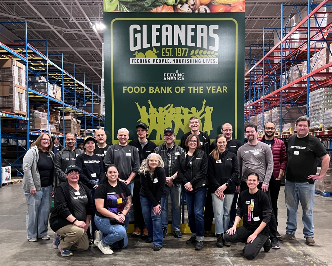 SmithGroup Michigan employees volunteer at Gleaners