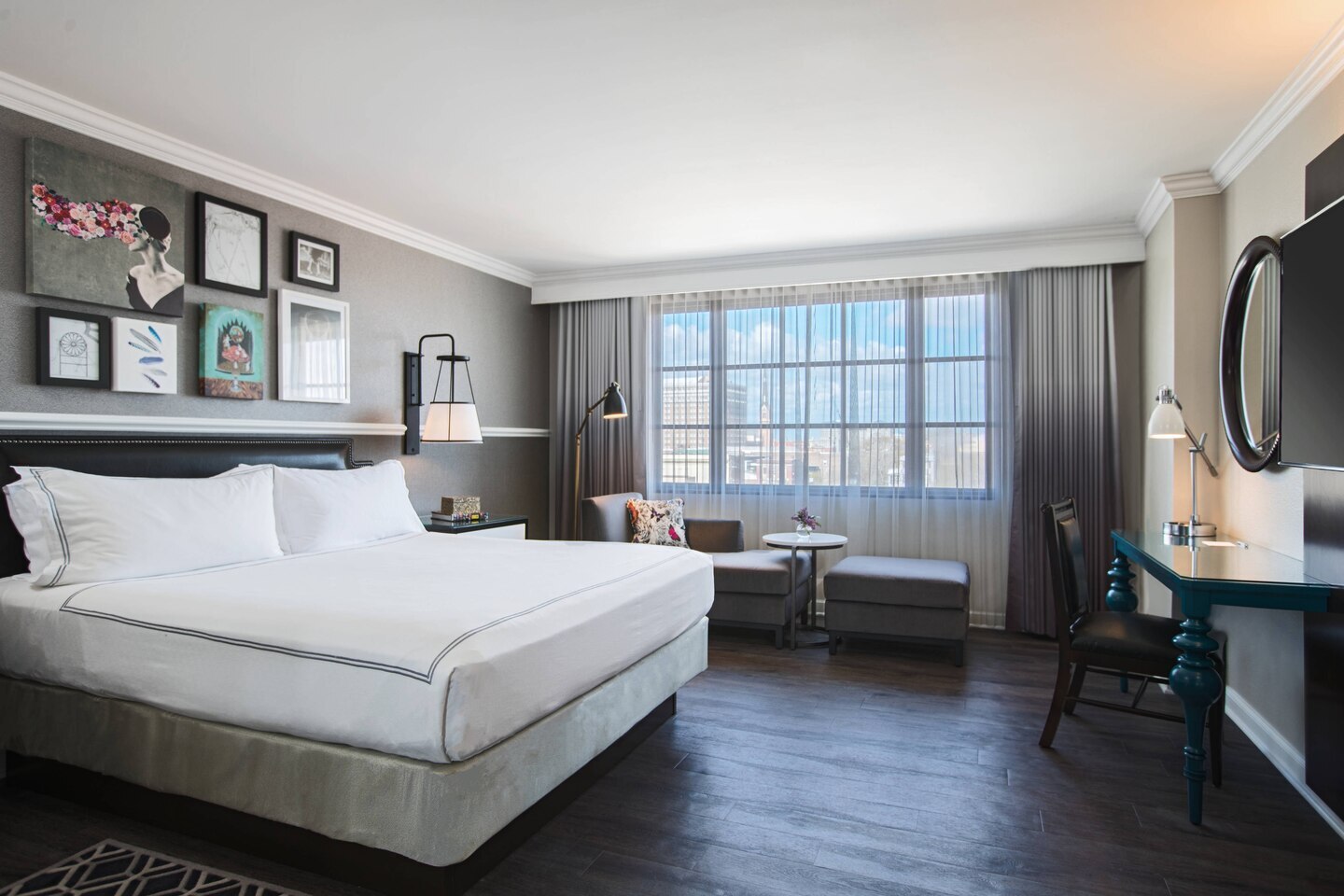 Ren Charleston King Room.jpg
