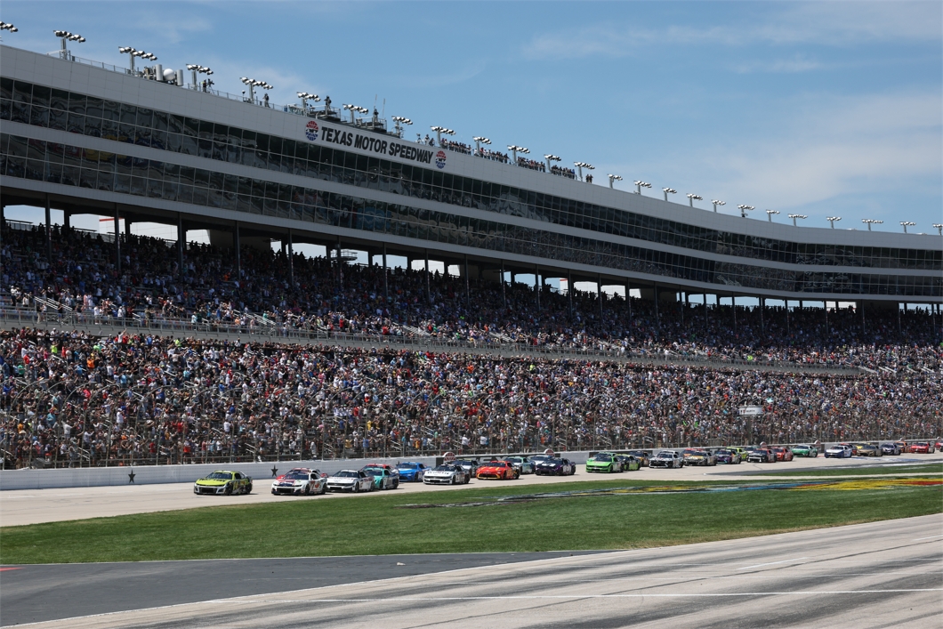 2025 WÜRTH 400 presented by LIQUI MOLY NASCAR Cup Series Race.