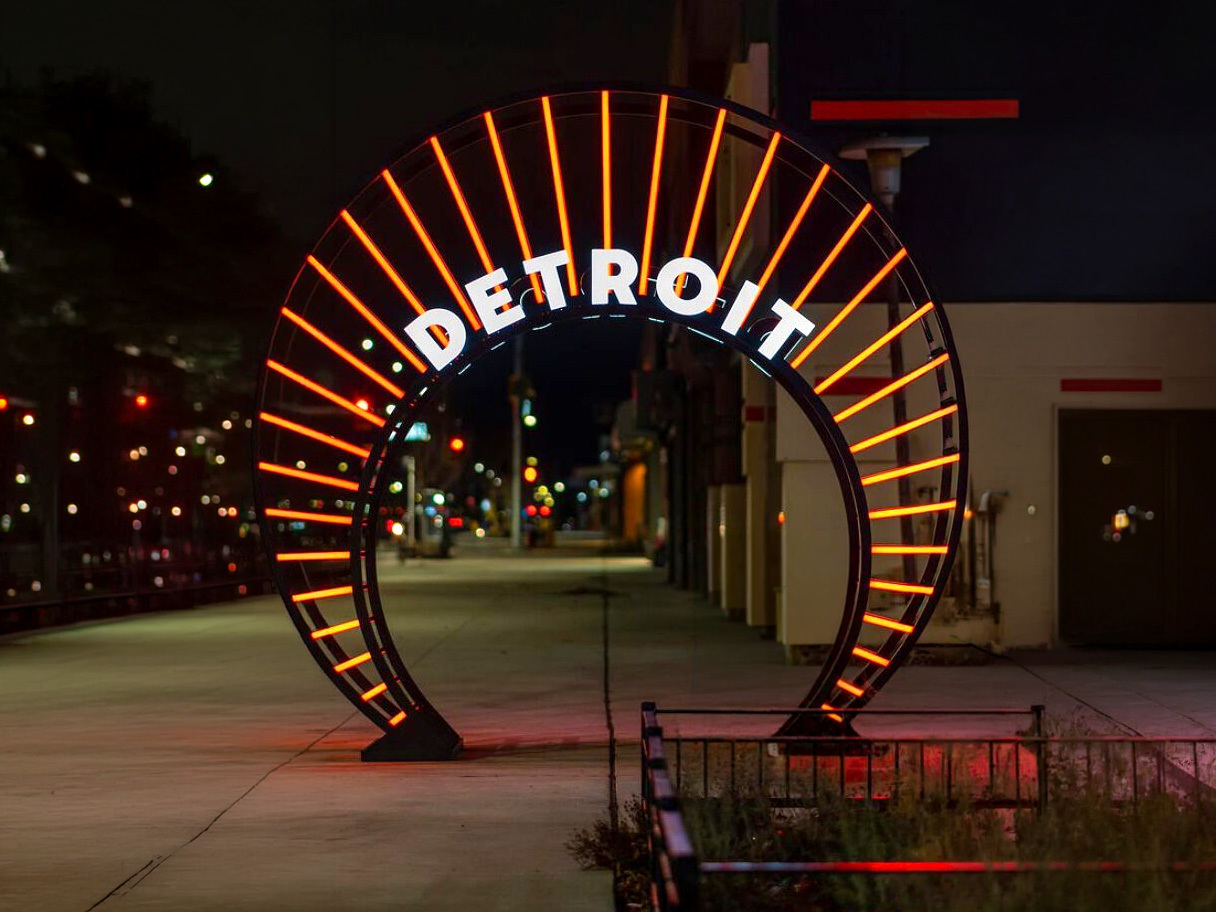 Detroit-Arch-600x927.jpg