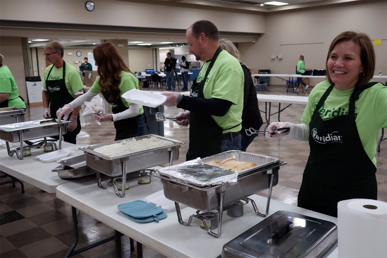 Veridian Credit Union has helped to coordinate a free, community Thanksgiving Dinner in Waterloo, Iowa each year since 1982. In recent years, the event has drawn 900-1,000 attendees for a warm meal.