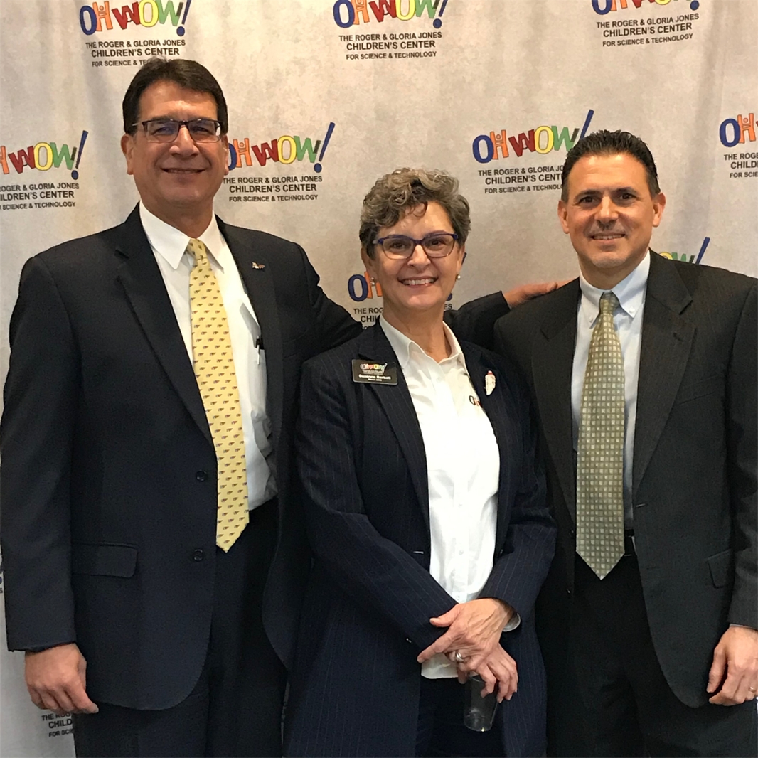 FNB employees attend press conference for OH WOW!