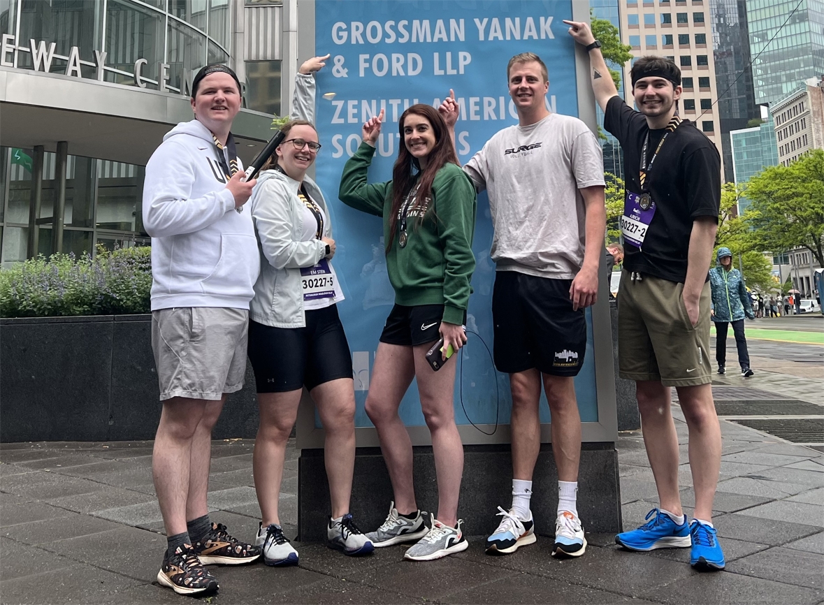 GYF professionals run in the Pittsburgh Marathon relay