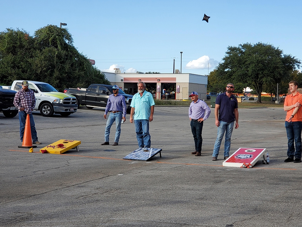 Cornhole 5_.jpg