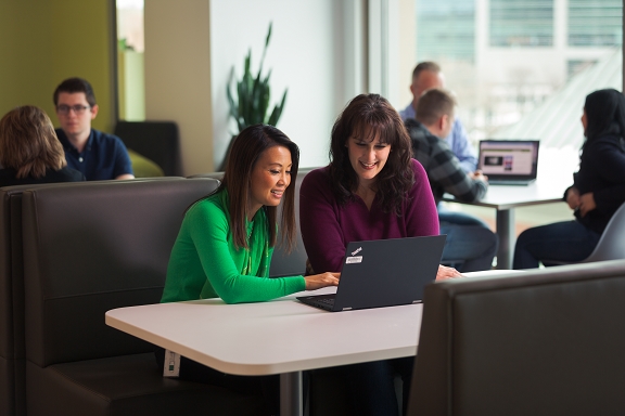 Fidelity associates collaborate in our Salt Lake City office.