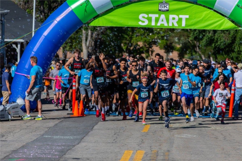 THE HUNTSMAN 5K IS A FAMILY-FRIENDLY FUNDRAISER FOR THE HUNTSMAN CANCER INSTITUTE. AS THE PRESENTING SPONSOR OF THE 2018 HUNTSMAN 5K, ZURIXX IS PROUD TO HAVE RAISED OVER $100,000 FOR CANCER RESEARCH!