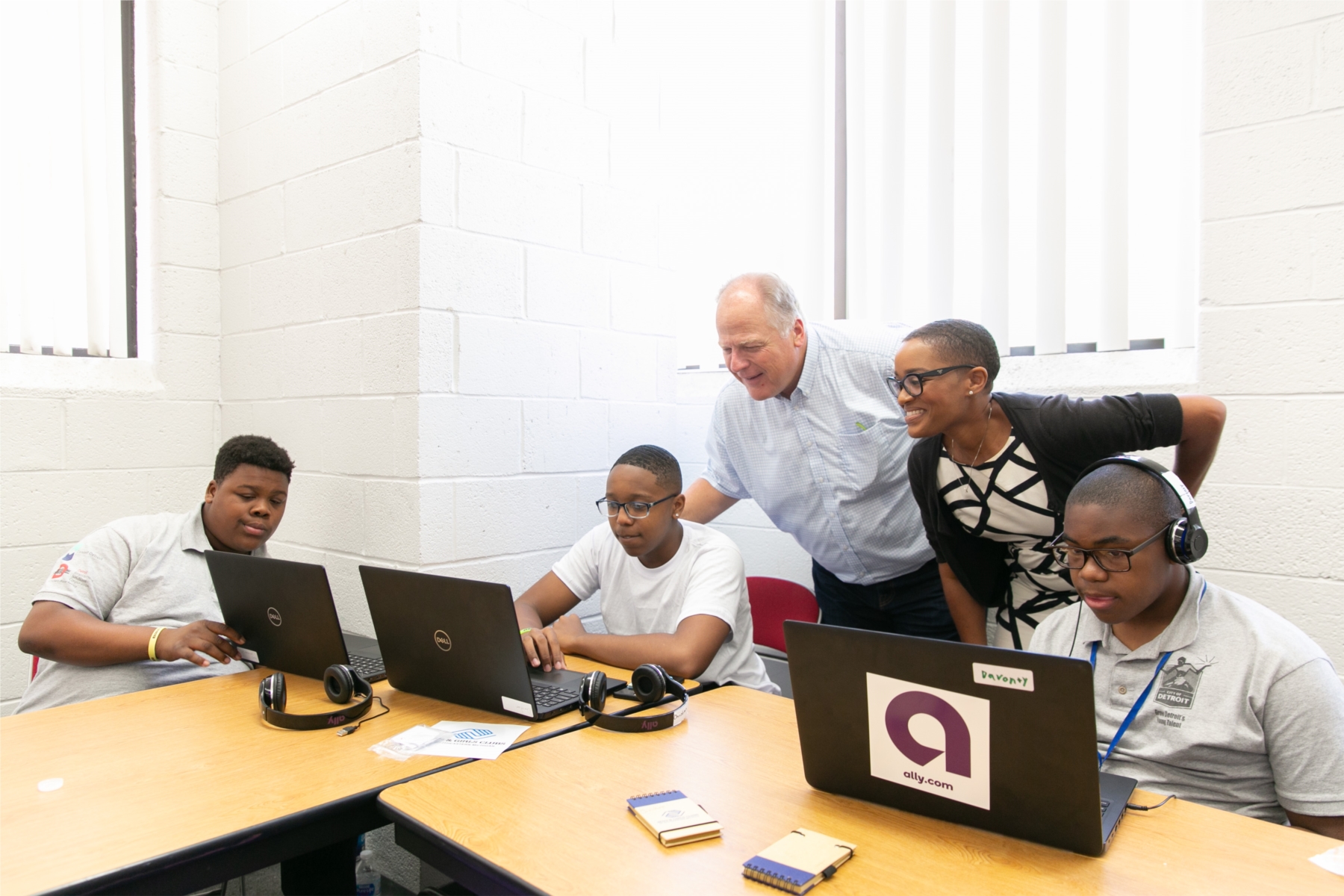 Ally recently concluded a program with Boys and Girls Club of Southeastern Michigan called Code to Success which helps fulfill the third pillar of Ally’s economic mobility platform – Workforce Preparedness and Digital Job Training. Ally believes it is important that children, especially those in underserved communities, have access to programs like Code to Success that prepare them for the jobs of the future. The skills they learn can help lift them, and their families up the economic ladder.
