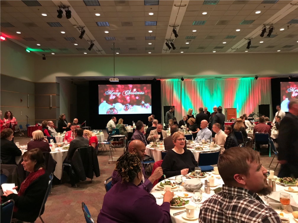 Each holiday season, SDMyers employees, both local  and from across the country, gather for the company Christmas party. This leadership-hosted event incorporates a shared message that encapsulates the meaning of Christmas, a gift raffle that includes every employee, and a ceremony to recognize employee milestones. 
