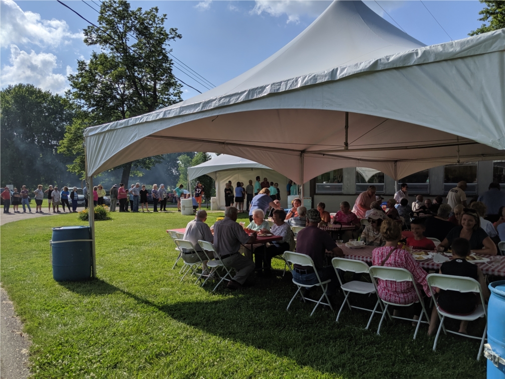 Celebrating our customers at an annual picnic.