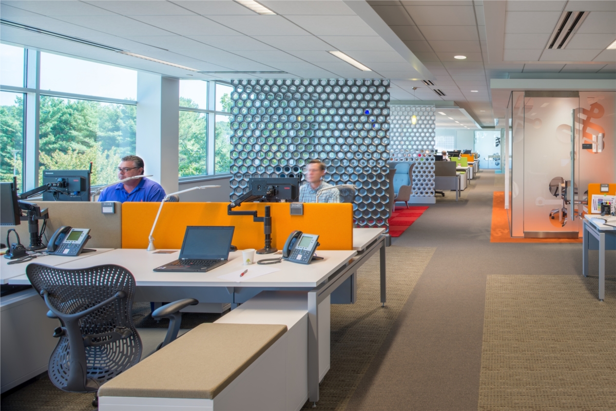 MedImmune’s Gaithersburg campus is designed to encourage collaboration with open spaces and dedicated meeting rooms for team conversation. 